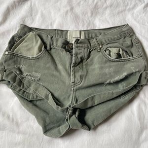 Green one teaspoon size 29 Jean shorts